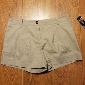 NWT BYLINE TAN SHORTS DRESS SHORTS PLEATED FRONT